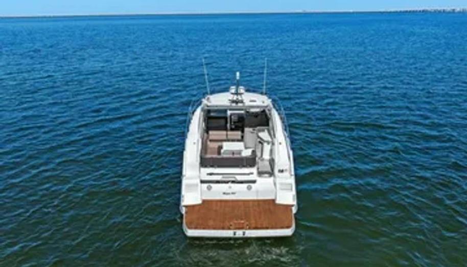 BOARD ROOM for sale 11