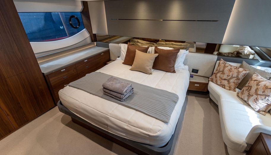 Lady A of Lymington for sale 26