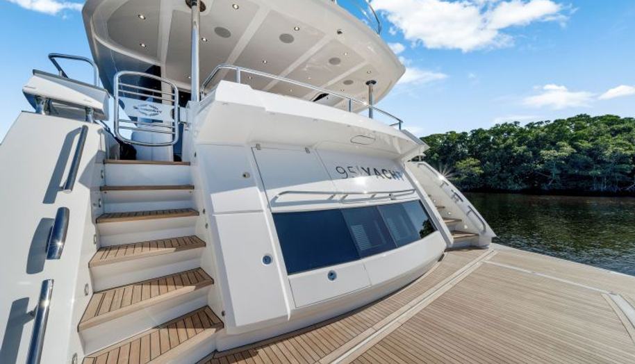 95 YACHT for sale 11