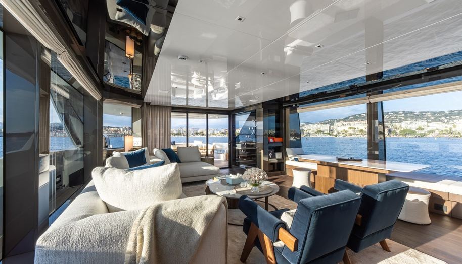 ICE OF LONDON for sale 11