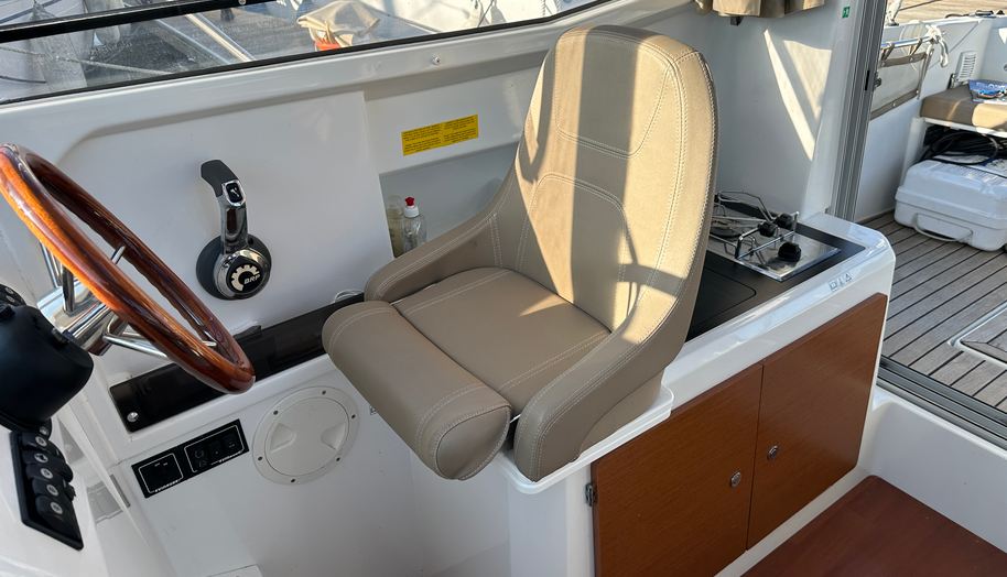 Syntagma for sale 21