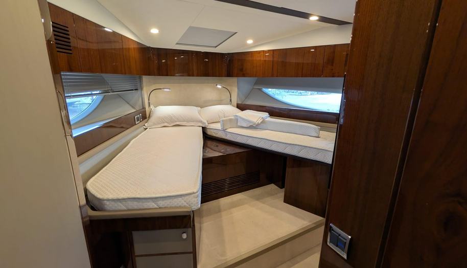 Tender Garage & Hi/Lo Swimplatform for sale 71