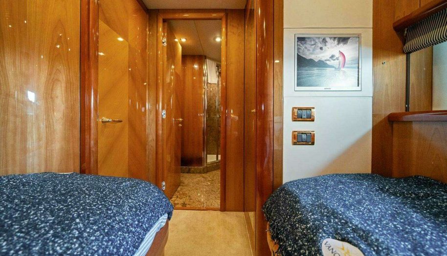 VANGUARD for sale 31