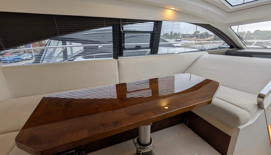 Tender Garage & Hi/Lo Swimplatform for sale 36