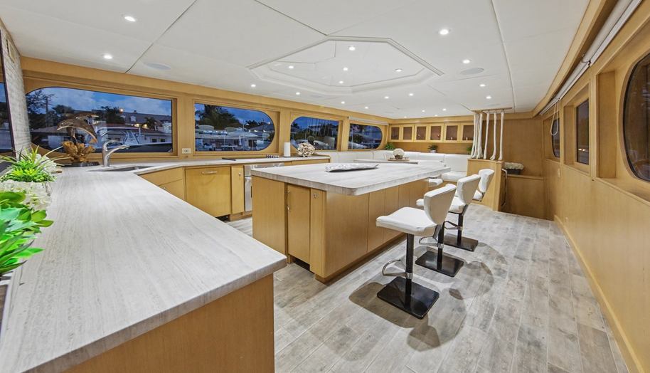 Savoir-faire for sale 16