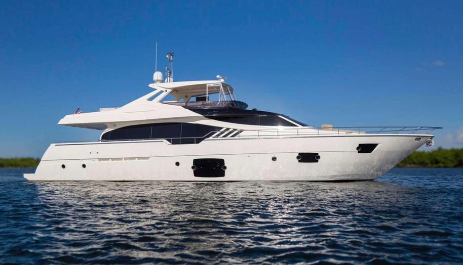 FERRETTI 870 for sale 1