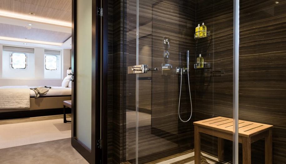 LAURENTIA for sale 16