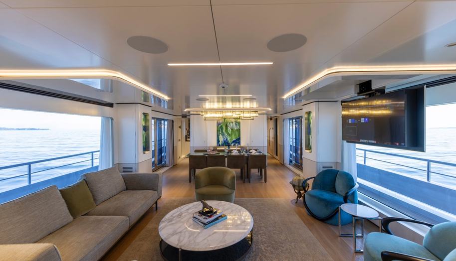 BEE EXPLORER YACHT for sale 6