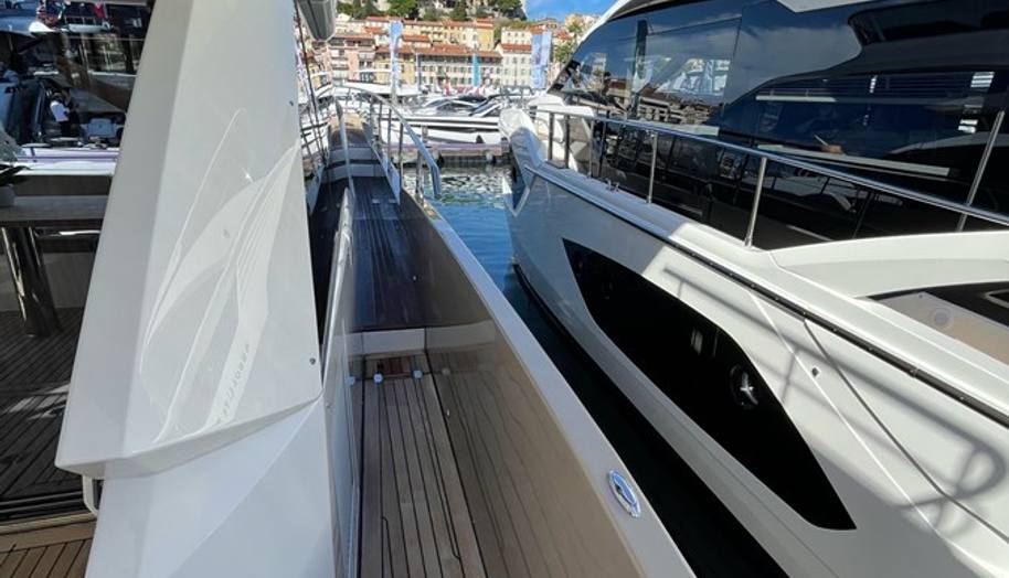 ABSOLUTE 62 FLY for sale 6