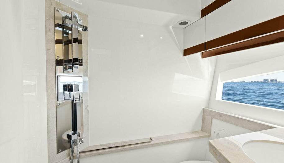 BOARD ROOM for sale 46