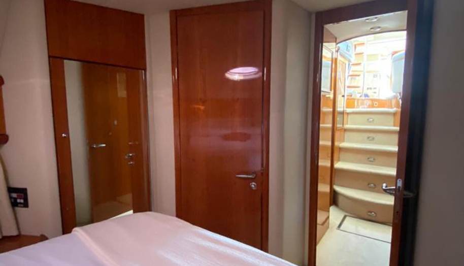 Sunseeker Manhattan 56 for sale 21