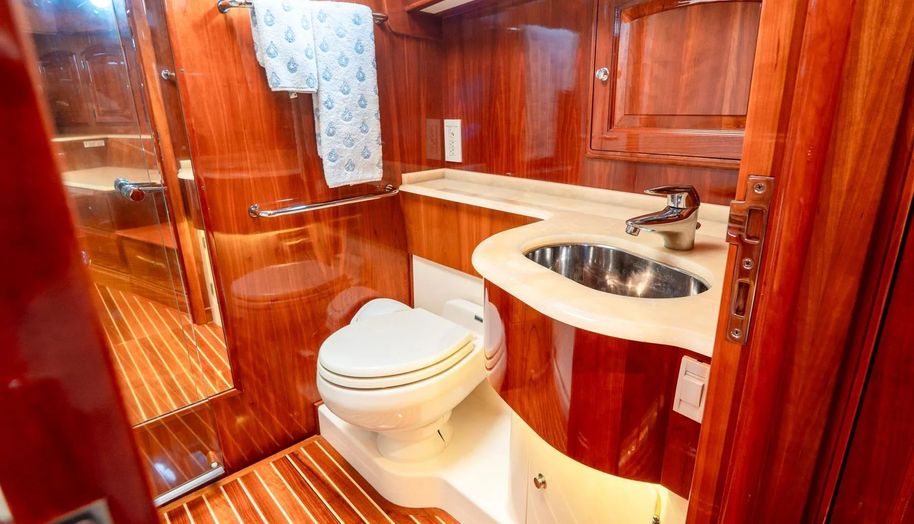 Sapphire II for sale 16