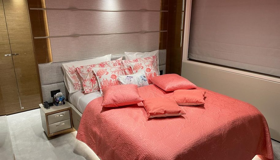 PRINCESS 30M for sale 26