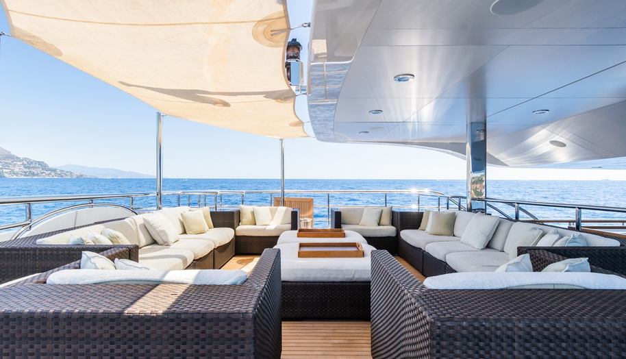 THE WELLESLEY for sale 26