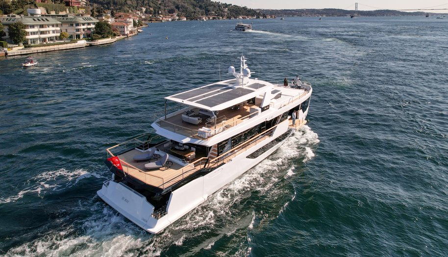 NUMARINE 30XP#3 for sale 6
