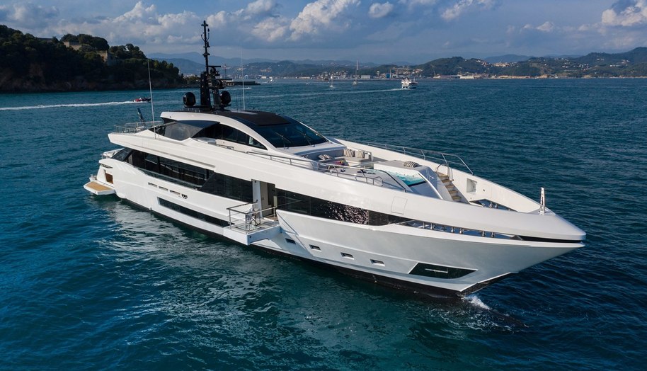 MANGUSTA GRANSPORT 45 for sale 6