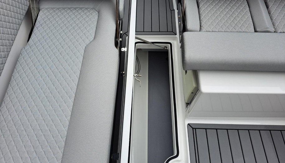 Great Cockpit Layout for sale 31