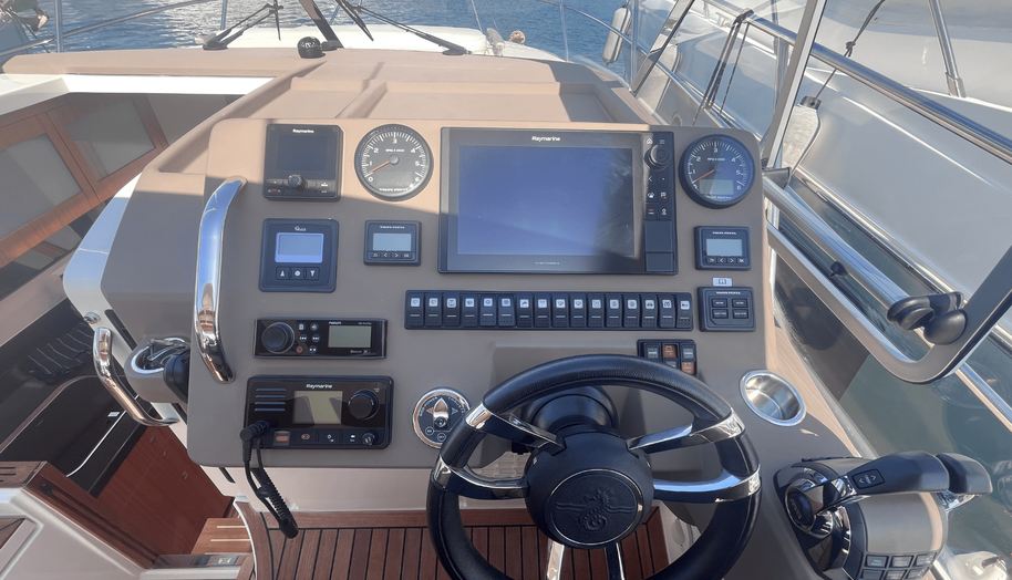 Maxima II for sale 11
