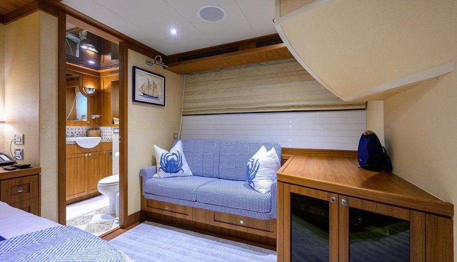 ST. TROPEZ for sale 41