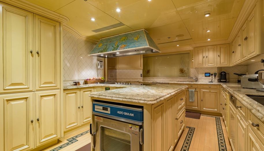 I Love This Boat for sale 11