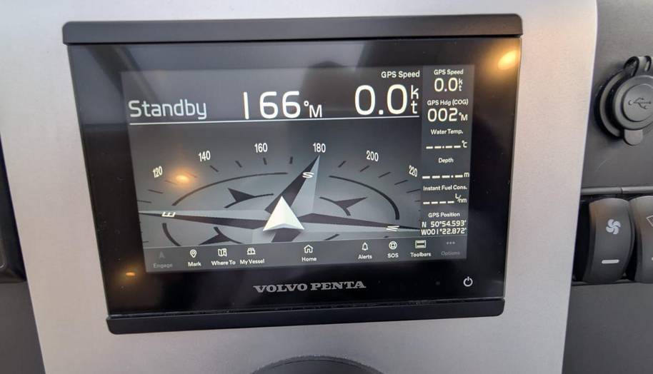 Tender Garage & Hi/Lo Swimplatform for sale 11