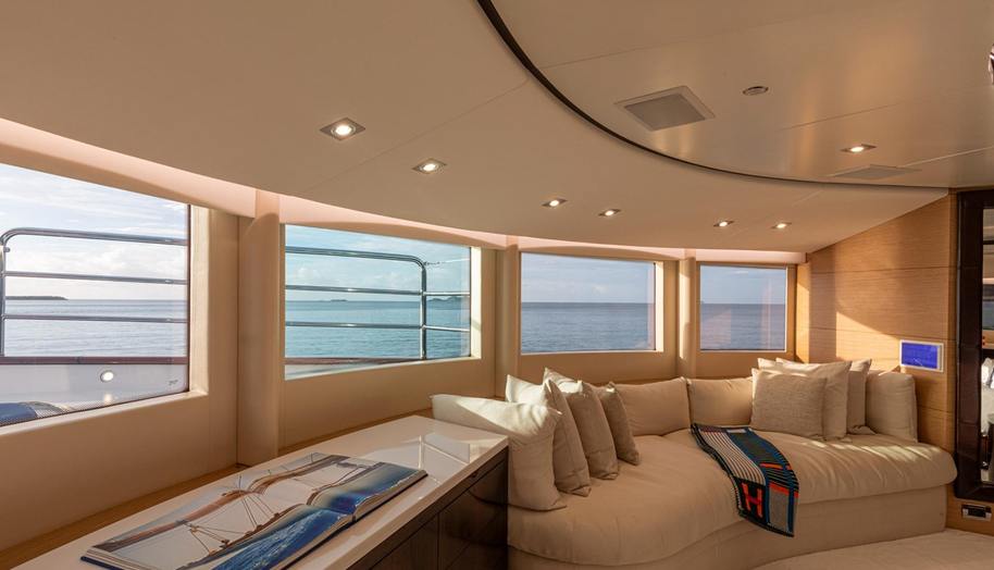 SUR LA MER for sale 11