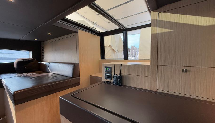 SILVIE VI for sale 26