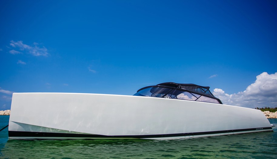 VANDUTCH 40 for sale 1