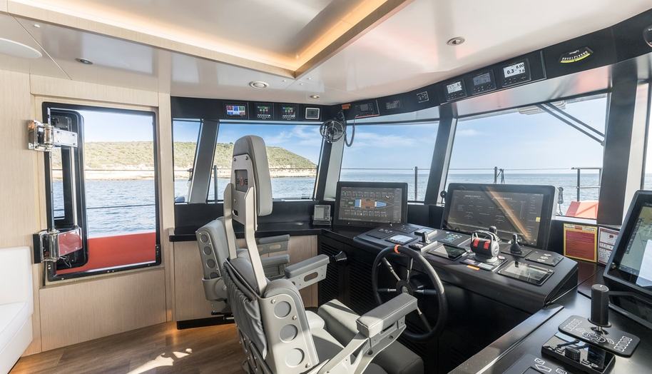 VANGUARD for sale 16