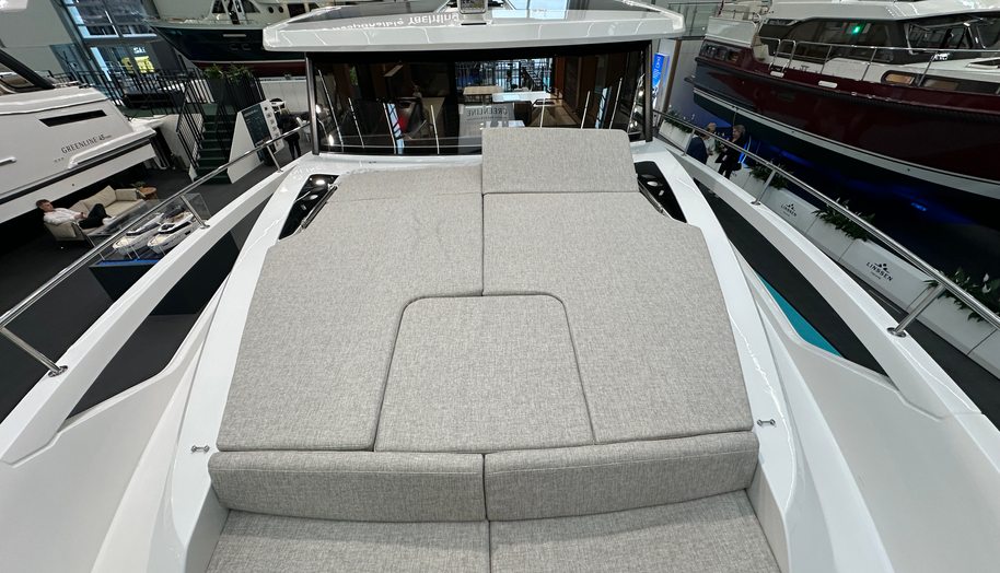 Greenline 42 for sale 26