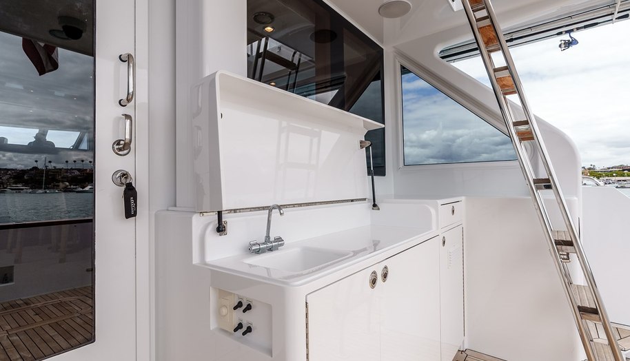 Following Sea II for sale 6