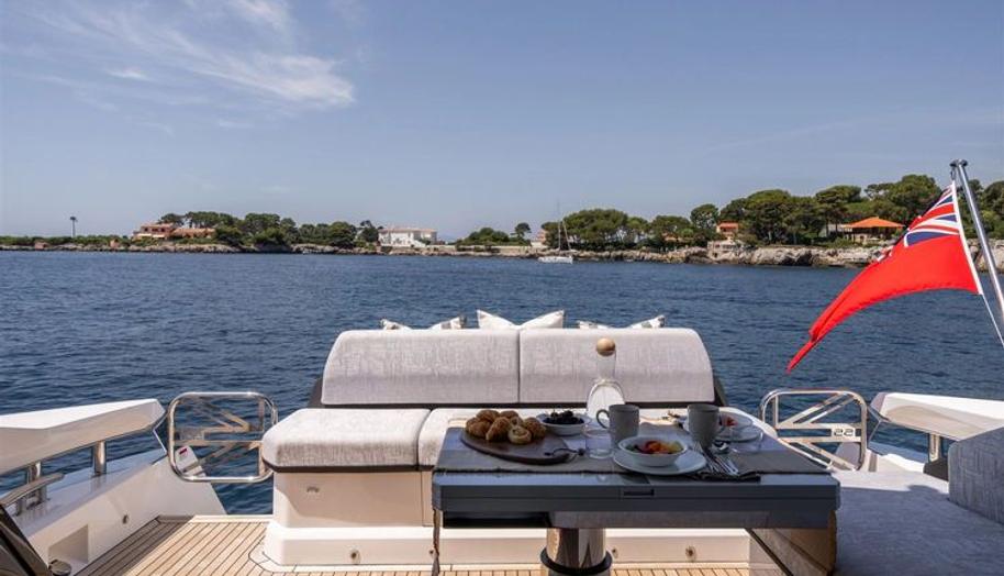 PREDATOR 55 for sale 11