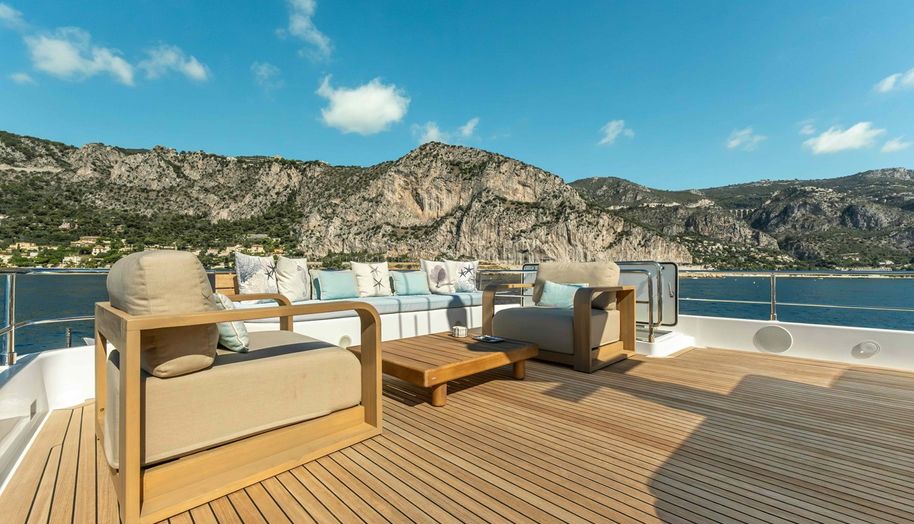 CENTURION for sale 41