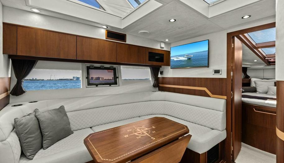 BOARD ROOM for sale 26