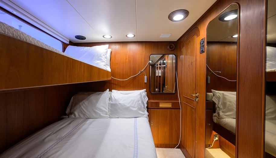 AVENTURER for sale 26