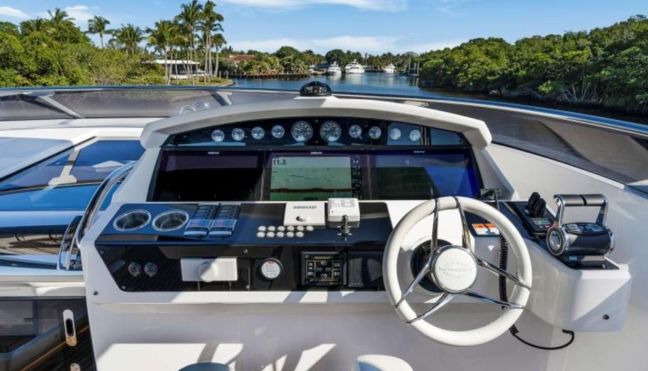 95 YACHT for sale 71