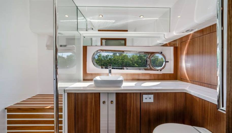 54 DAYBRIDGE for sale 26