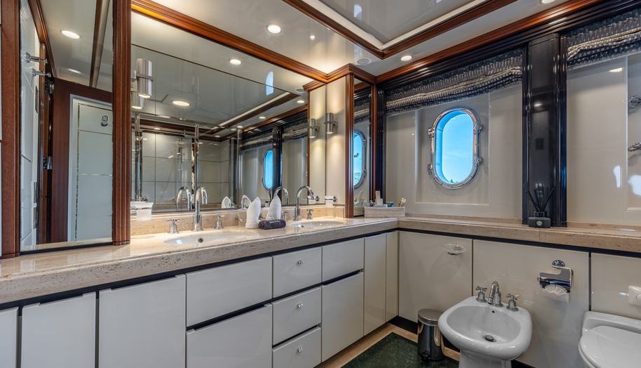 TITIAN PEARL for sale 41