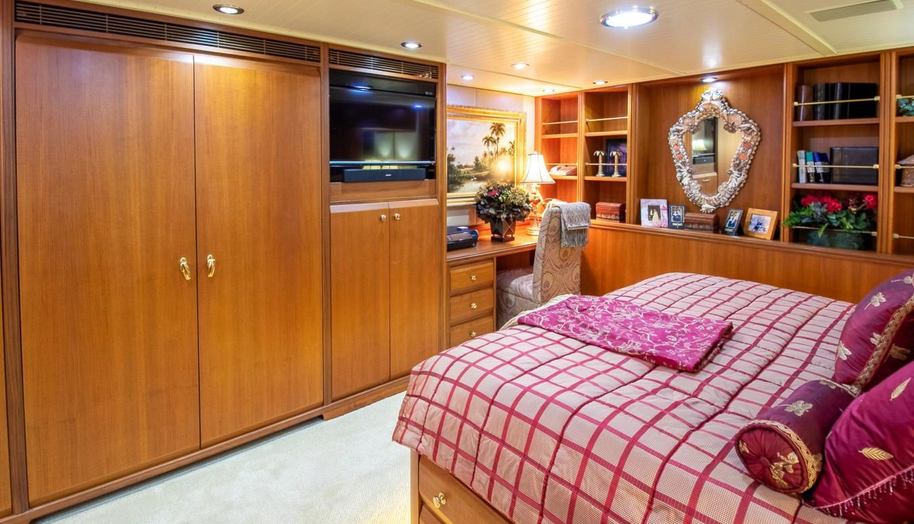 Chairman for sale 71