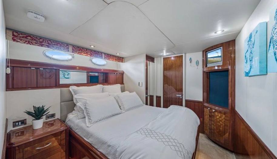 Aphrodite for sale 26