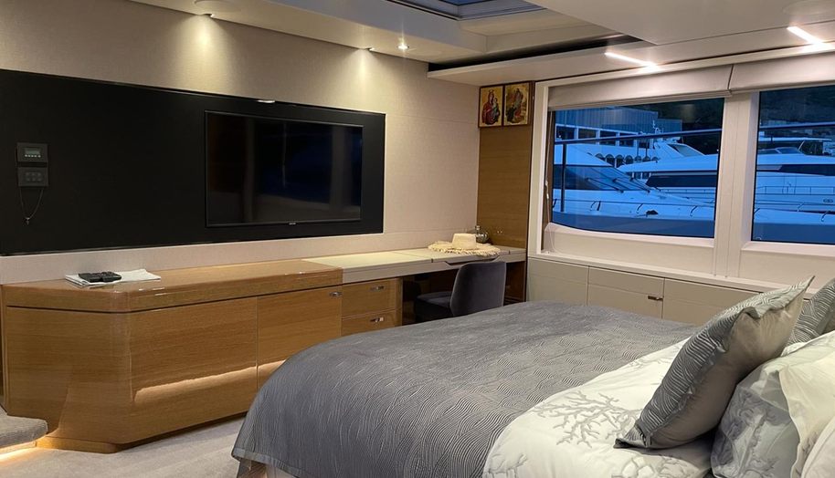 PRINCESS 30M for sale 21