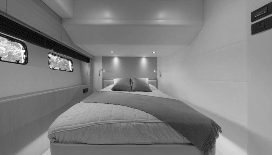 LARIMAR II for sale 26