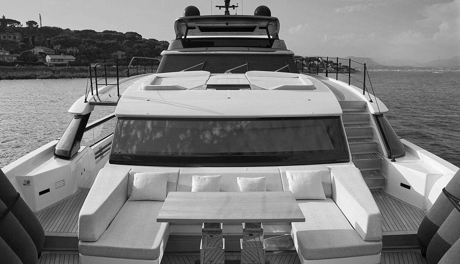 AMOUAJE for sale 46