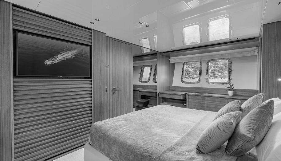 SANLORENZO SX 88 M&M for sale 16