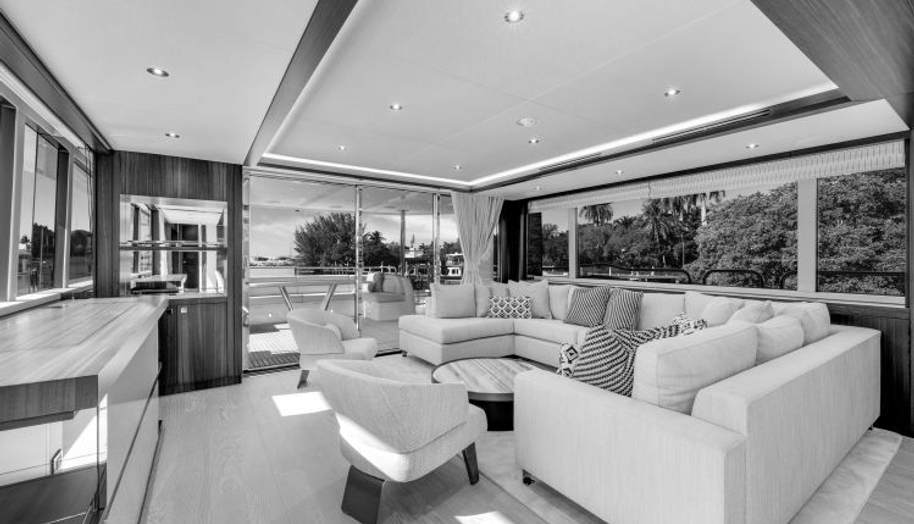 95 YACHT for sale 21