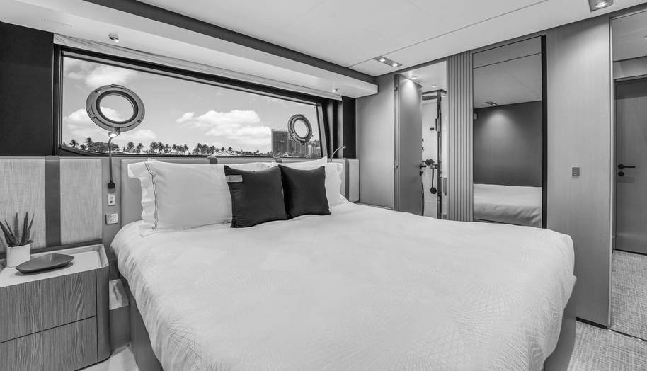 AURORA for sale 36