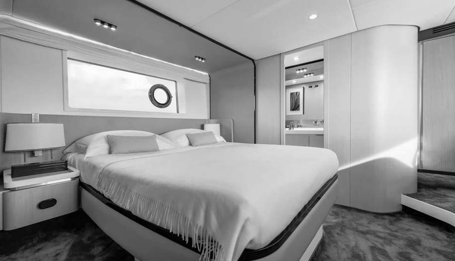 AZIMUT 60 FLY for sale 16