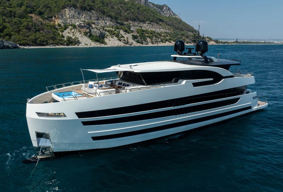 First Look: 31m Lazzara UHV 100 Motor Yacht Interior Revealed Following Cannes Award Win