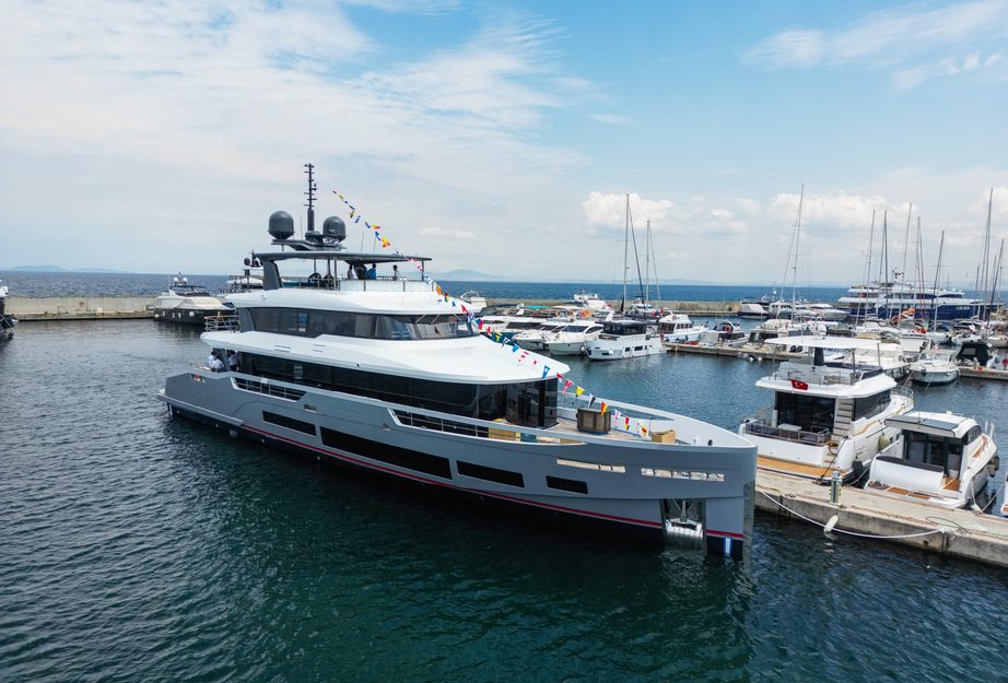  36m Flagship Sirena 118 Superyacht Launched 