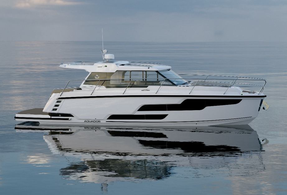 All-New Aquador 400 HT Boat Aims to Redefine Comfortable Cruising